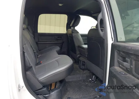 2021 Ram 2500 Tradesman 4X2 8' Box from USA, damaged, VIN 3C7WR4HJ4MG641502